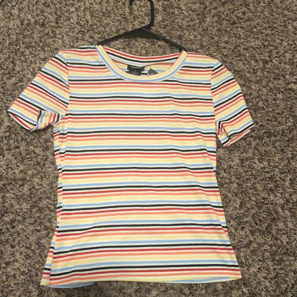 Rue 21 top